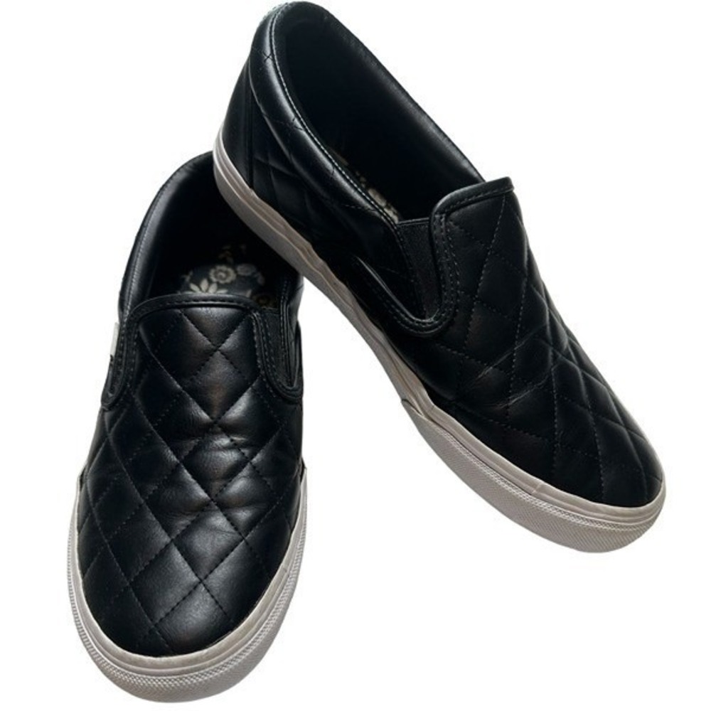 Vera Bradley Black Quilted Slip On Sneakers Floral Lining 21754-4818.5 Size 8.5